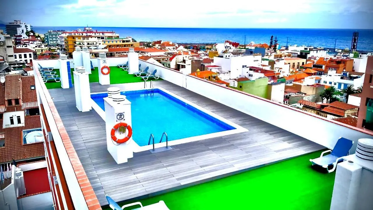 Apartamento Ático con piscina en el centro Puerto de la Cruz - Edificio Girasol