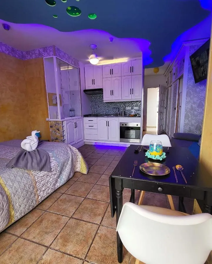 Apartamento Ático con piscina en el centro Puerto de la Cruz - Edificio Girasol España